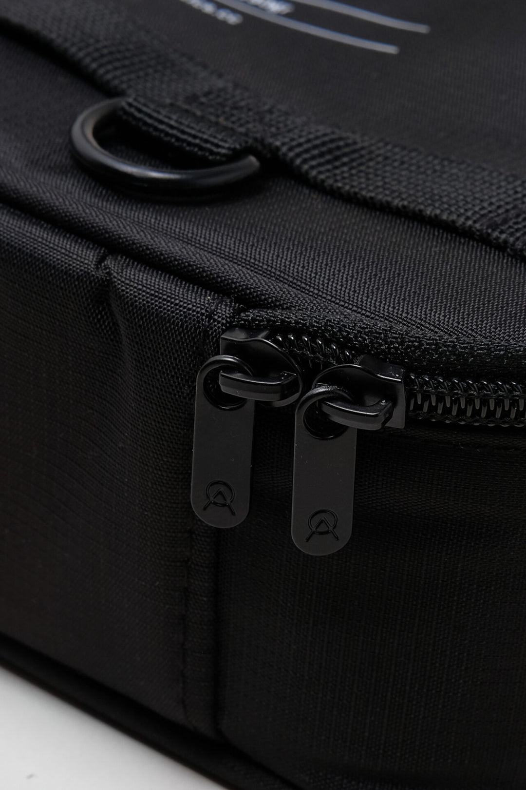 Alba Optics: Division Bag